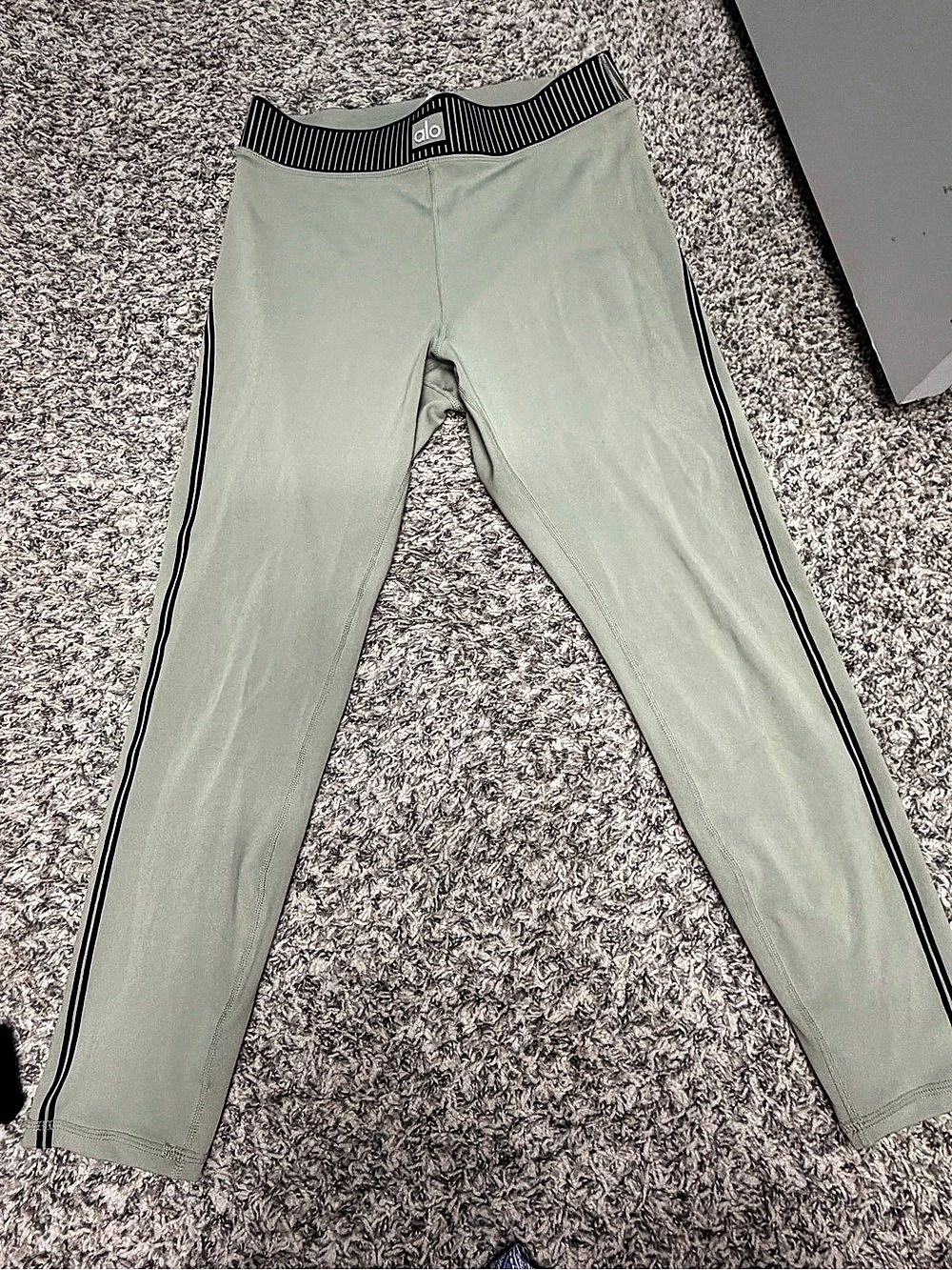 Alo Airlift 7/8 Line Up Leggings Limestone Size M